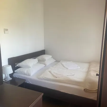 Kastelykert Fogado 3*